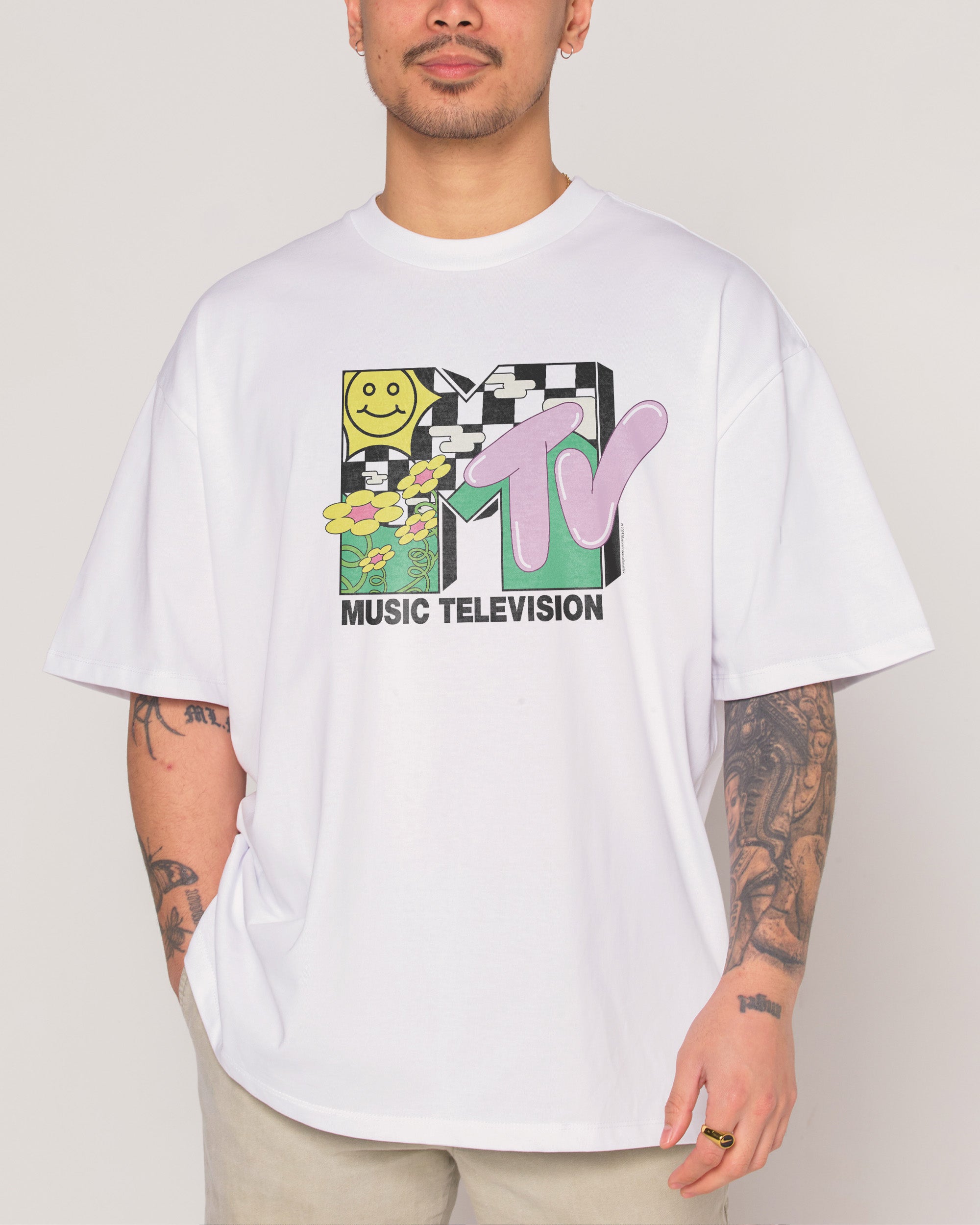 Garden MTV Logo Oversized Graphic Tee - Unisex 90s Boxy Fit 100% Combed Cotton