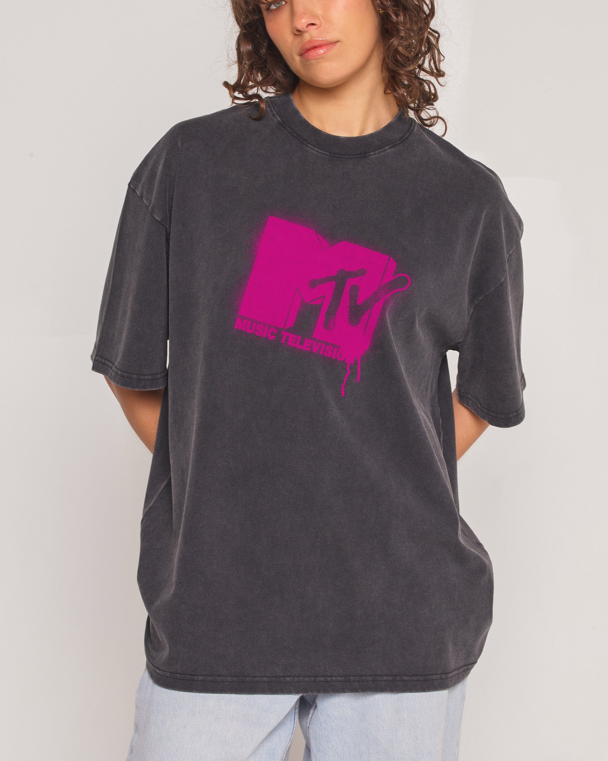 Graffiti MTV Logo Oversized Tee - Unisex 90s Heavyweight Cotton T-Shirt